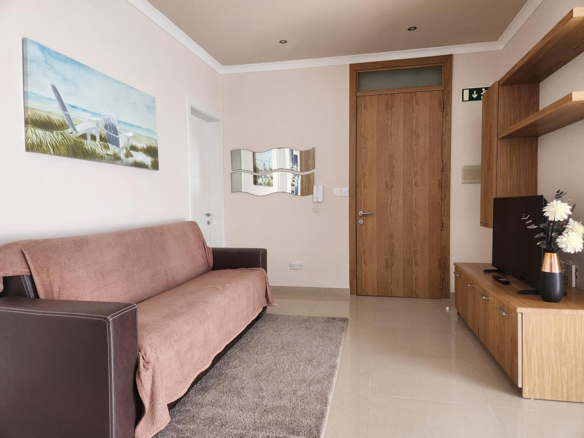 Riviera Holiday Apartments - Seafront - Wifi マルサスカーラ 部屋 写真