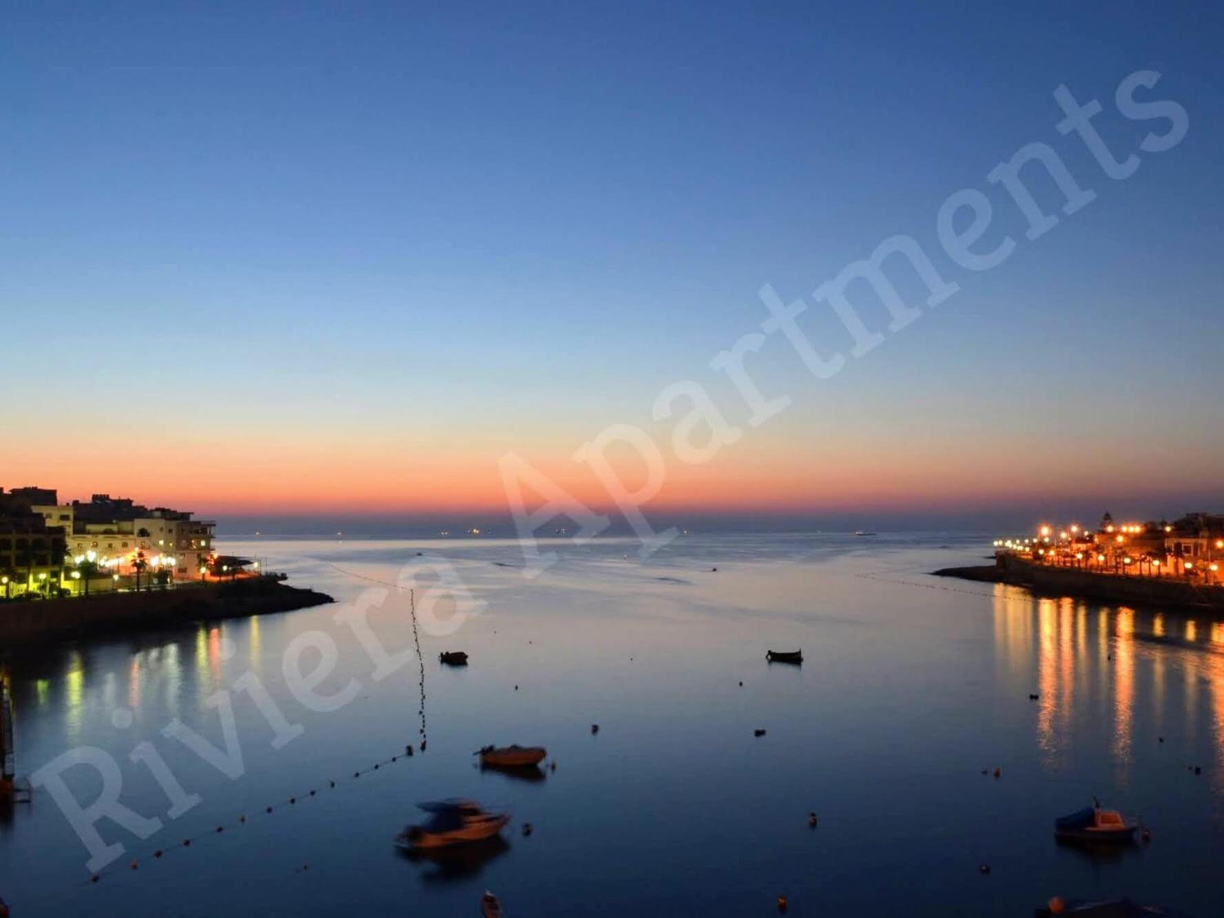 Riviera Holiday Apartments - Seafront - Wifi マルサスカーラ 部屋 写真