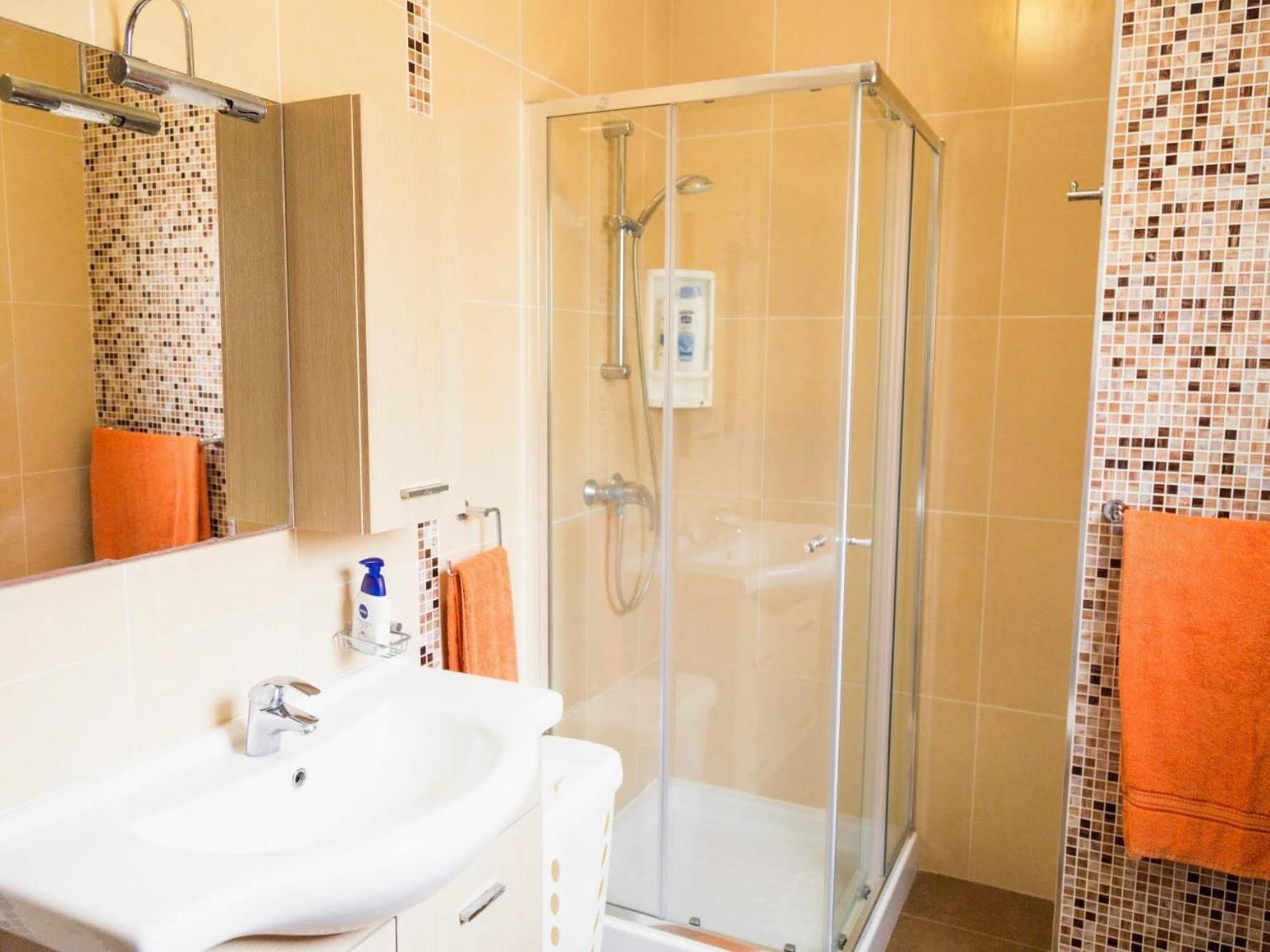 Riviera Holiday Apartments - Seafront - Wifi マルサスカーラ 部屋 写真